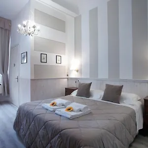 https://residenza-centro-storico.it-tuscanyhotel.com