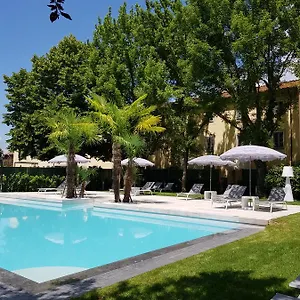 https://hambros-il-parco-in-villa-banchieri.it-tuscanyhotel.com